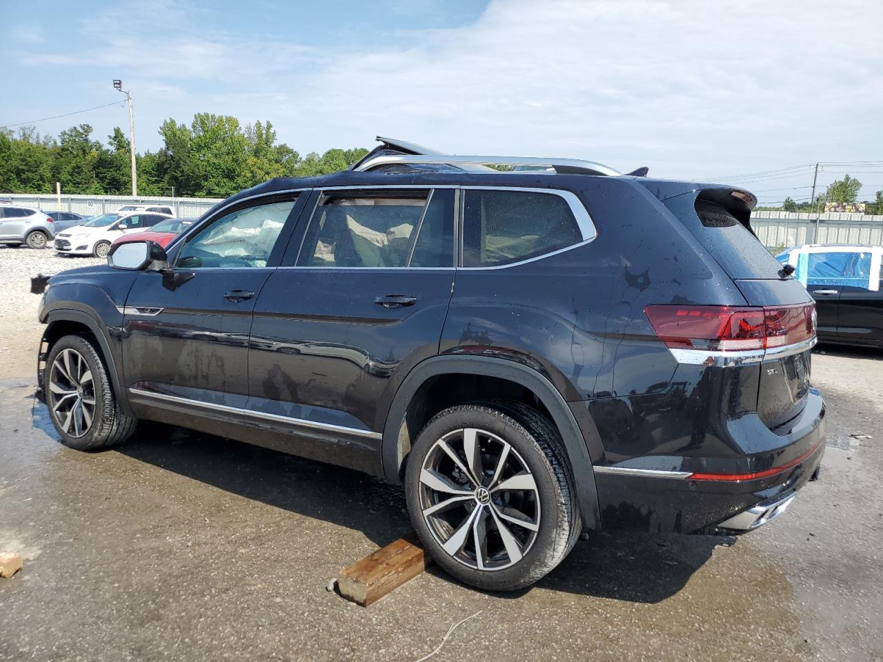2024 Volkswagen Atlas Sel Premium R-Line - Фото 2