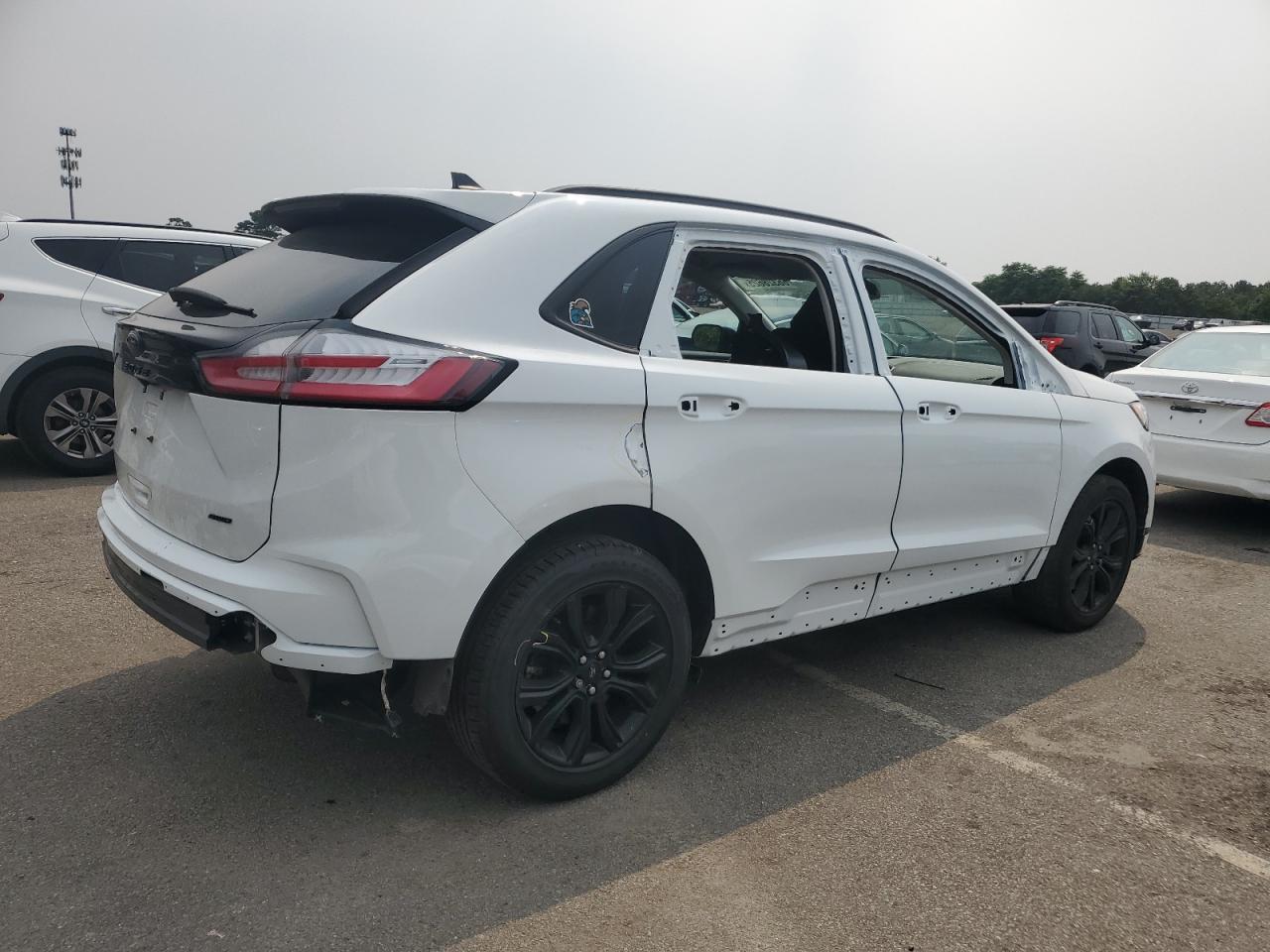 2023 Ford Edge Se - Фото 3