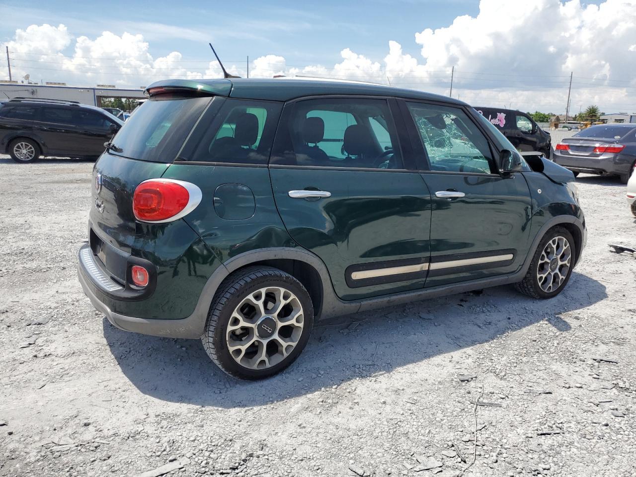 2014 Fiat 500L Trekking - Image 3