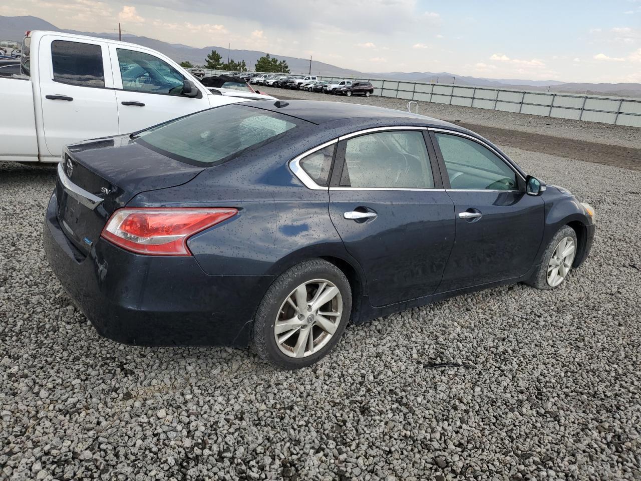 2013 Nissan Altima 2.5 - Image 3