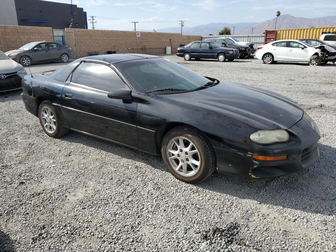 2001 Chevrolet Camaro - Image 4