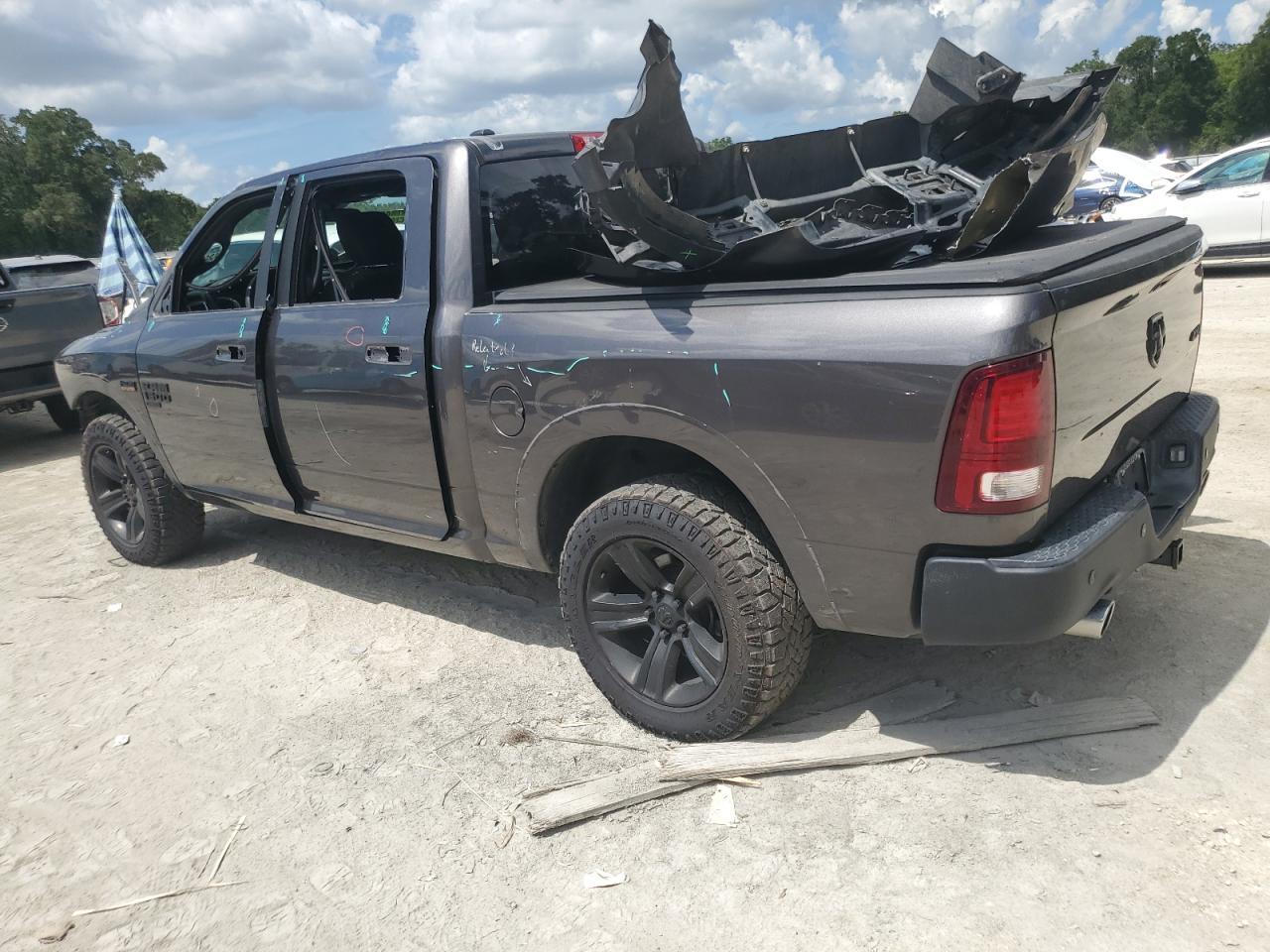 2021 Ram 1500 Classic Slt - Фото 2