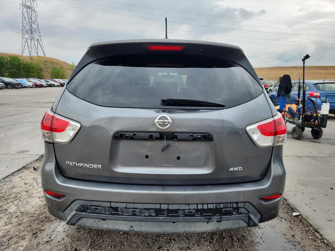 2015 Nissan Pathfinder S - Фото 6