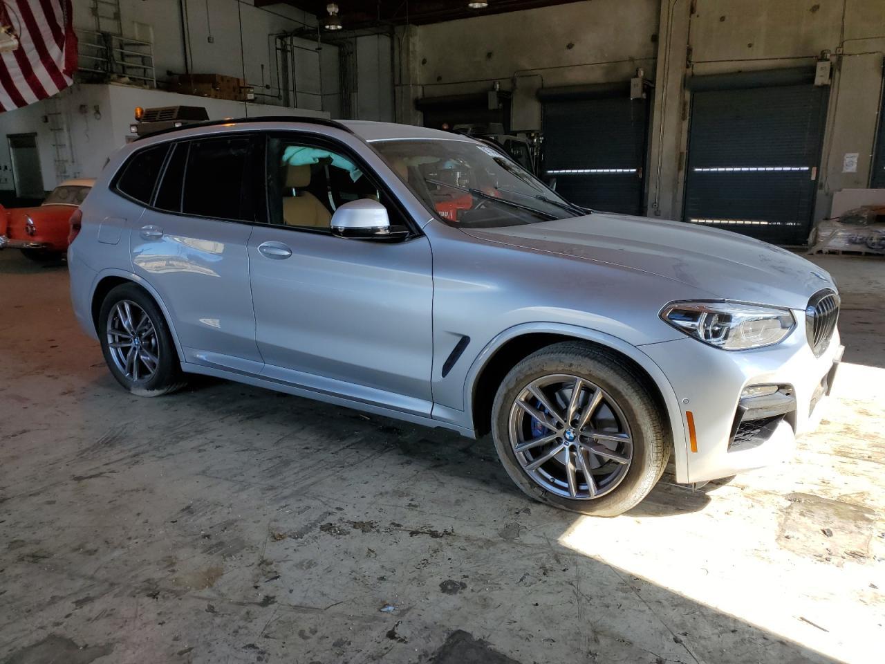 2021 BMW X3 xDrivem40I - Фото 4