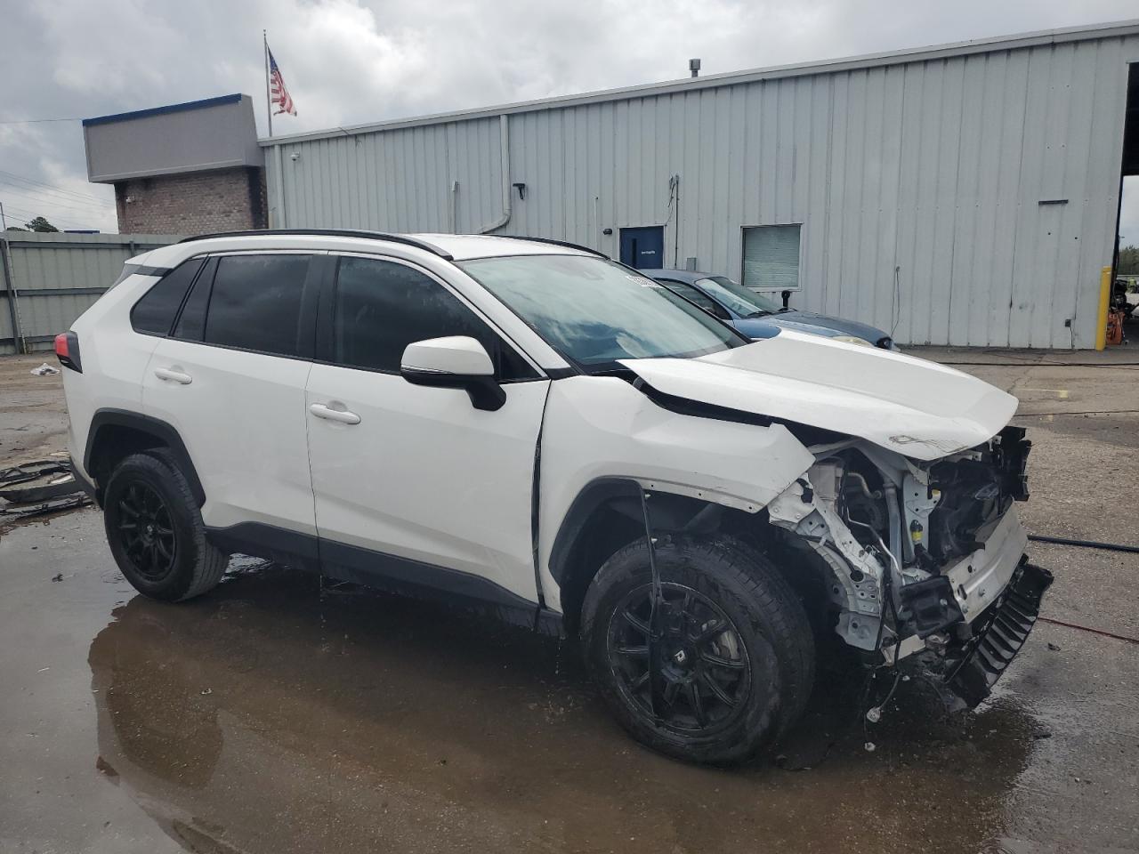 2021 Toyota Rav4 Xle - Image 4