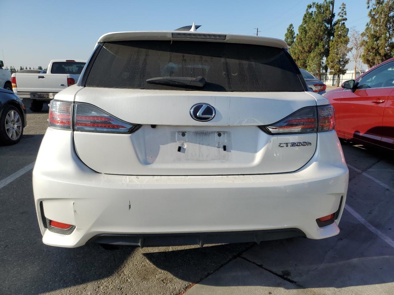 2017 Lexus Ct 200 - Image 6