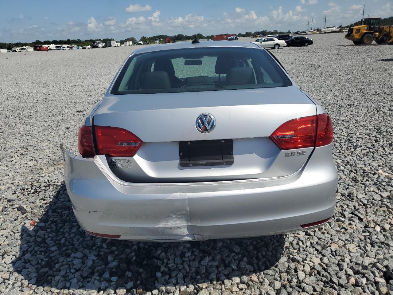 2013 Volkswagen Jetta Se - Image 6