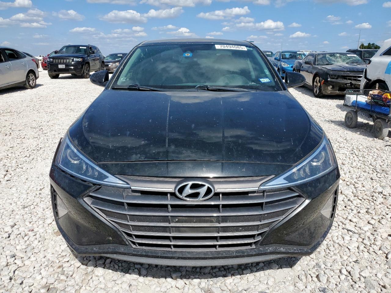 2019 Hyundai Elantra Sel - Image 5