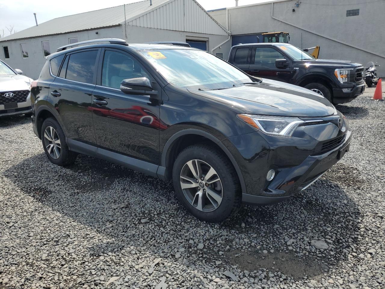 2018 Toyota Rav4 Adventure - Фото 4