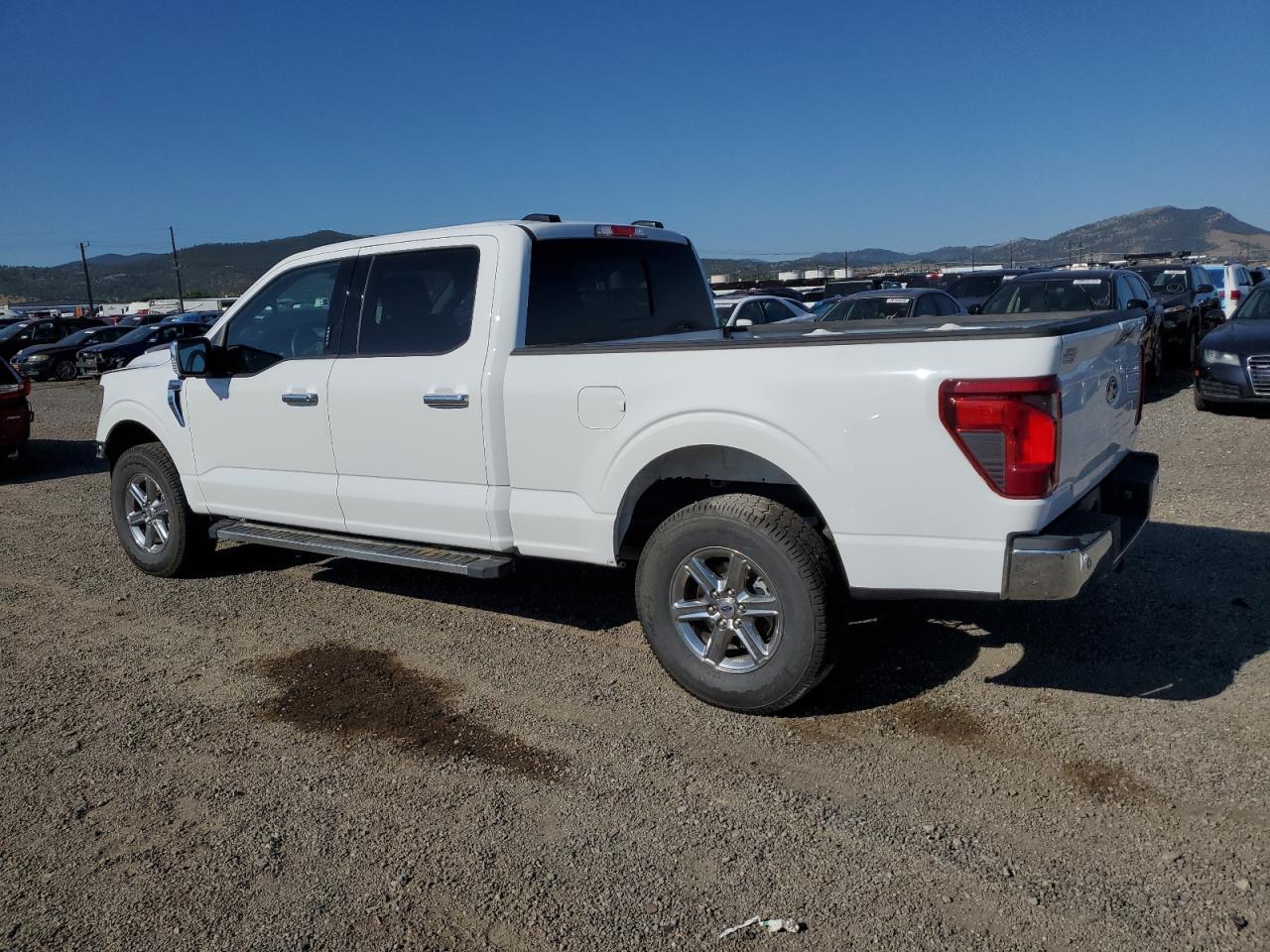 2024 Ford F150 Xlt - Фото 2