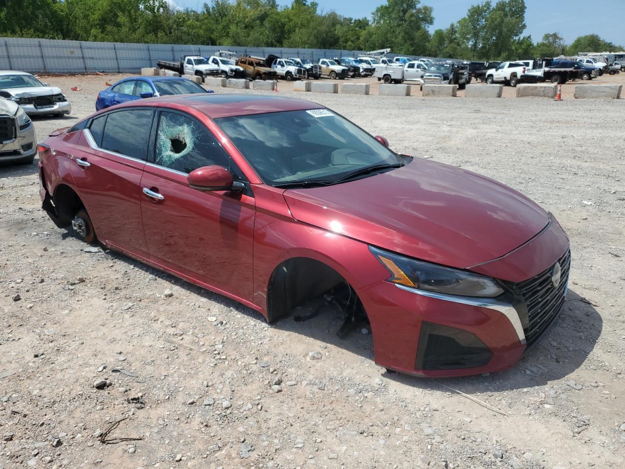 2023 Nissan Altima Sl - Фото 4