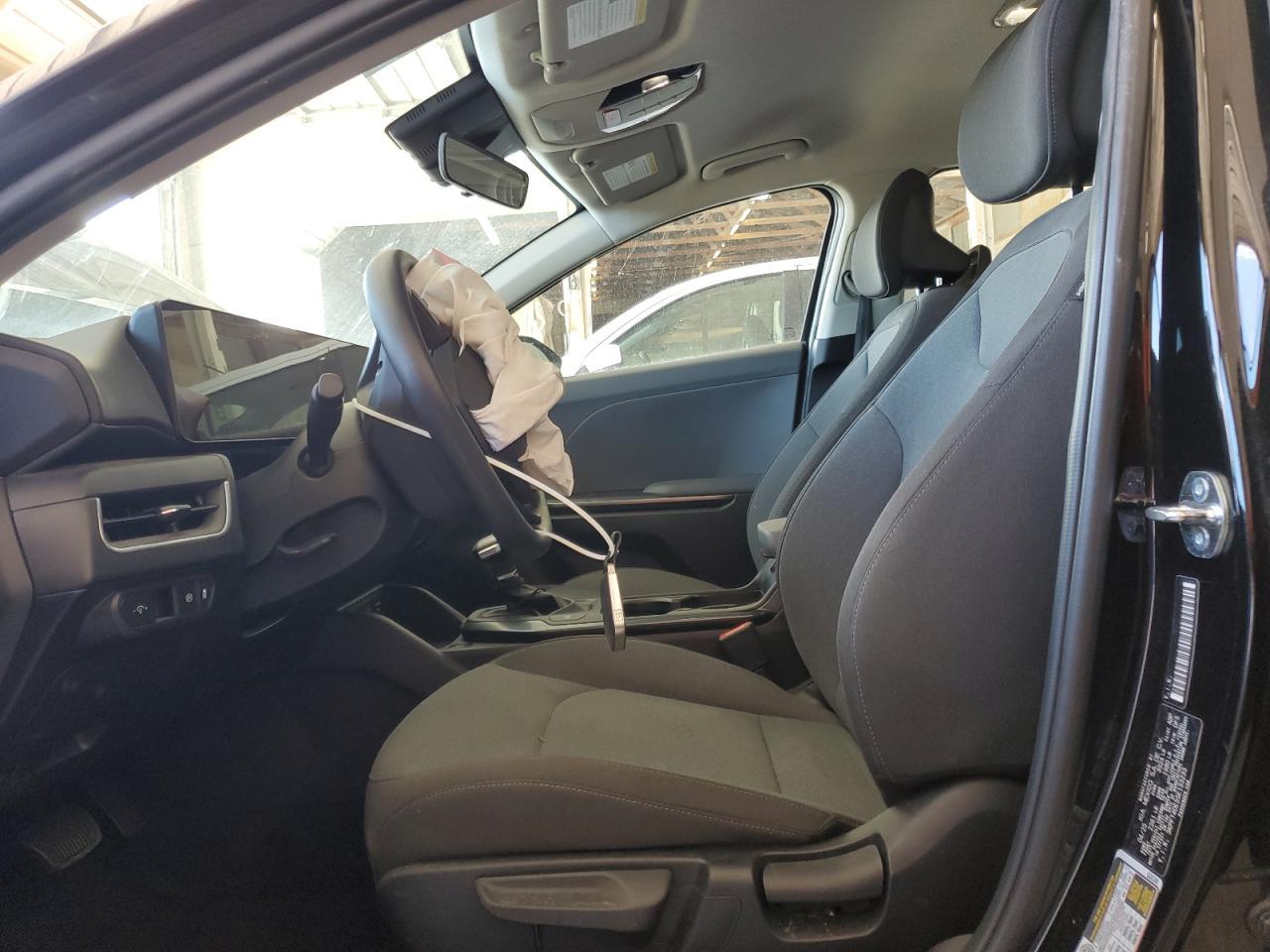 2025 Kia K4 Lx - Image 7