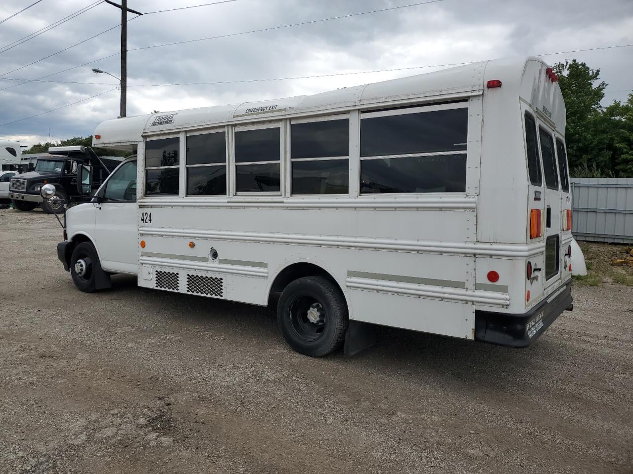 2017 Chevrolet Express G3500 - Фото 3