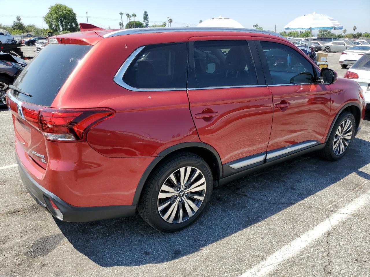 2019 Mitsubishi Outlander Se - Фото 3