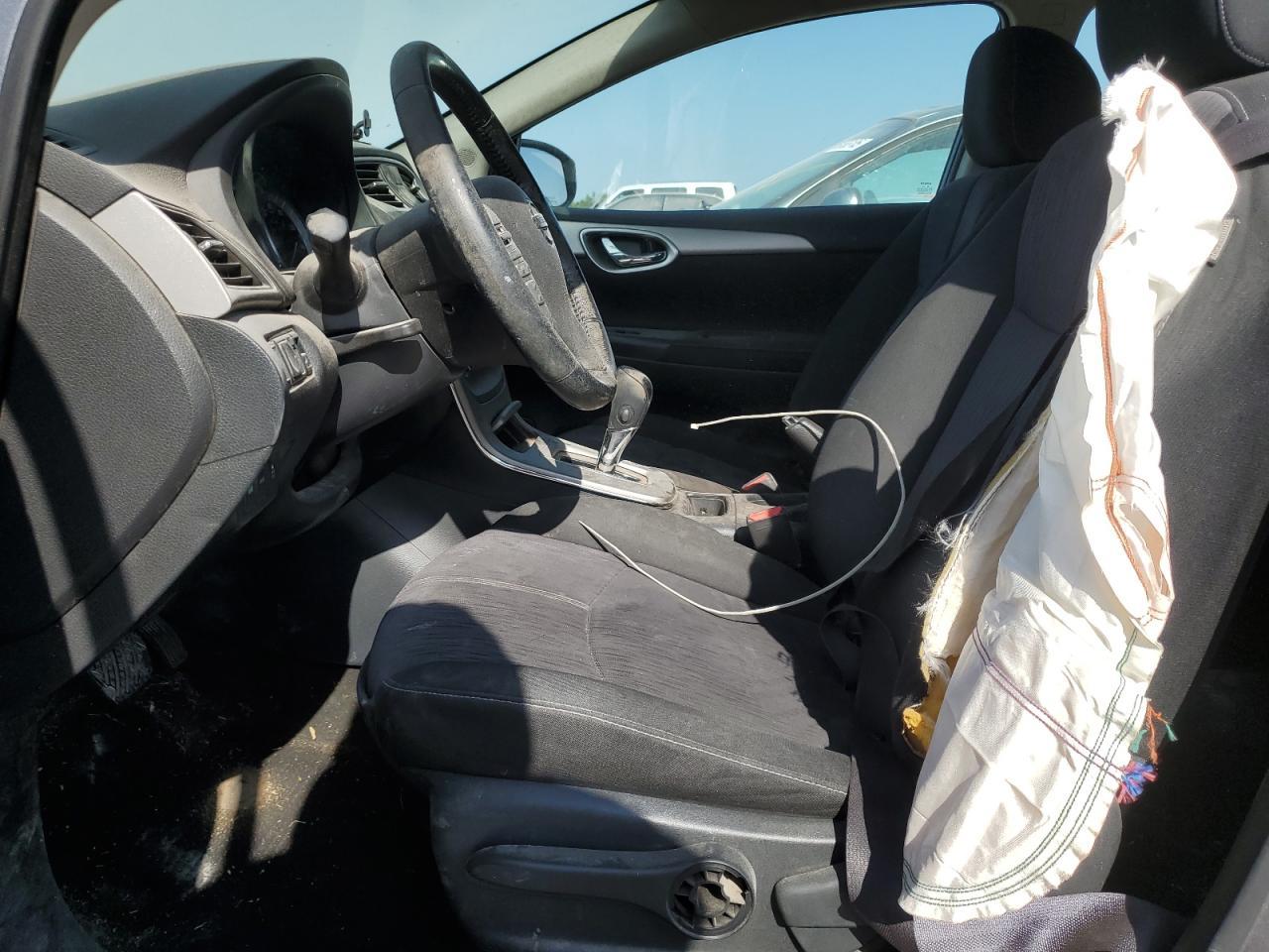 2015 Nissan Sentra S - Image 7