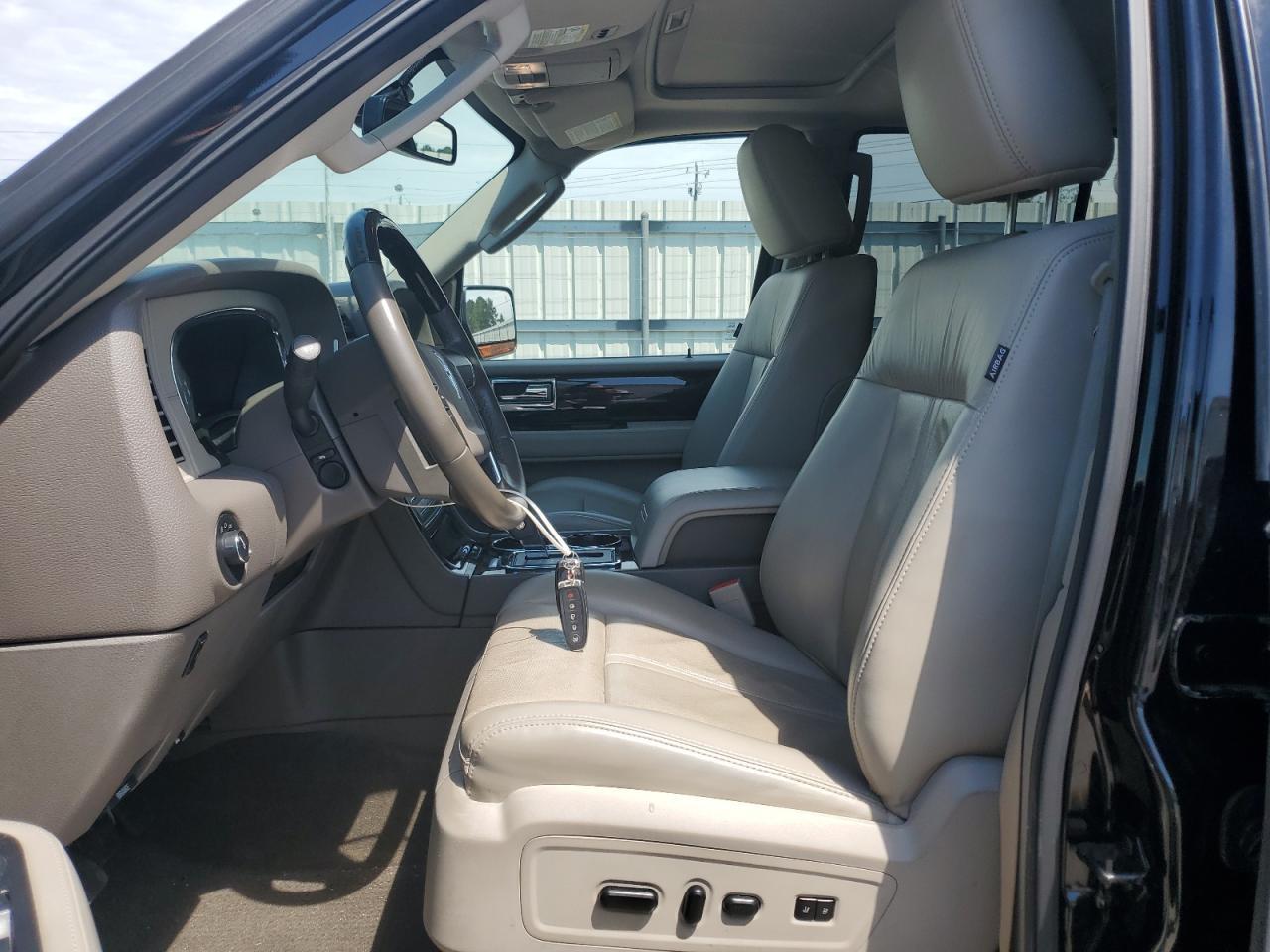 2017 Lincoln Navigator Select - Фото 7