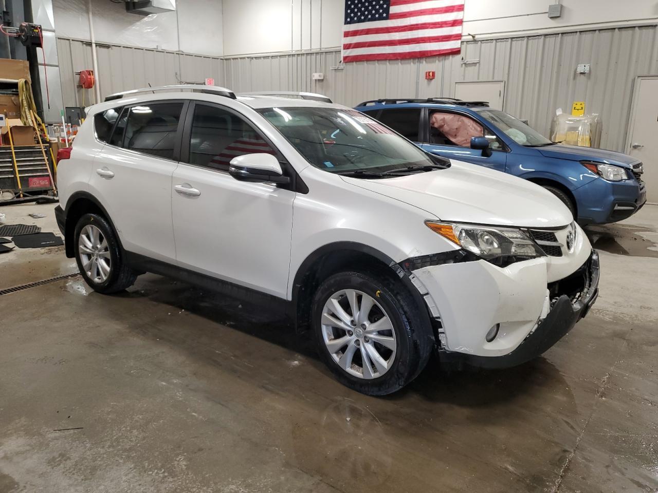 2015 Toyota Rav4 Limited - Фото 4