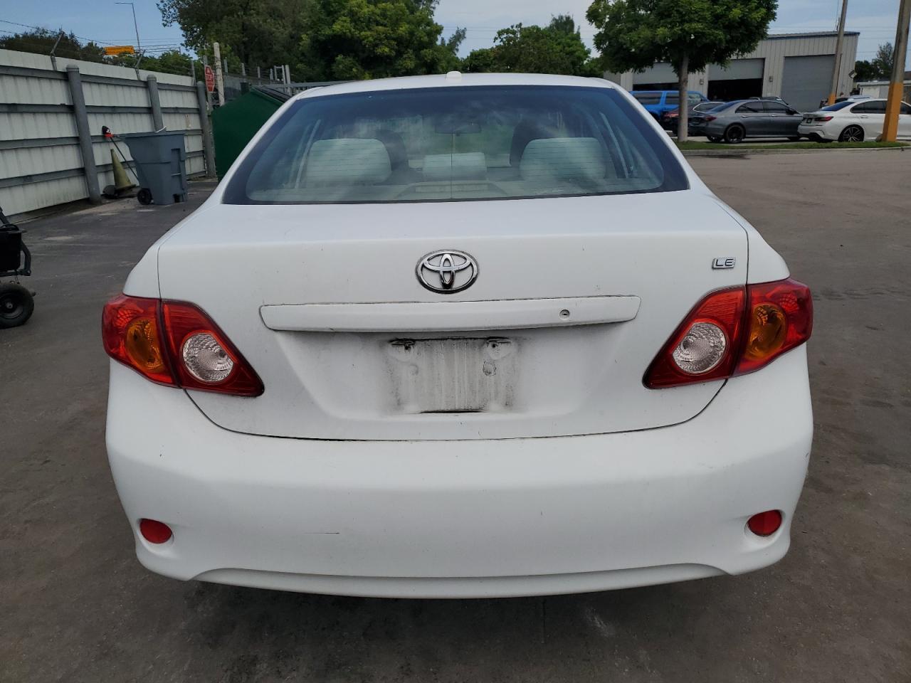 2010 Toyota Corolla Base - Фото 6