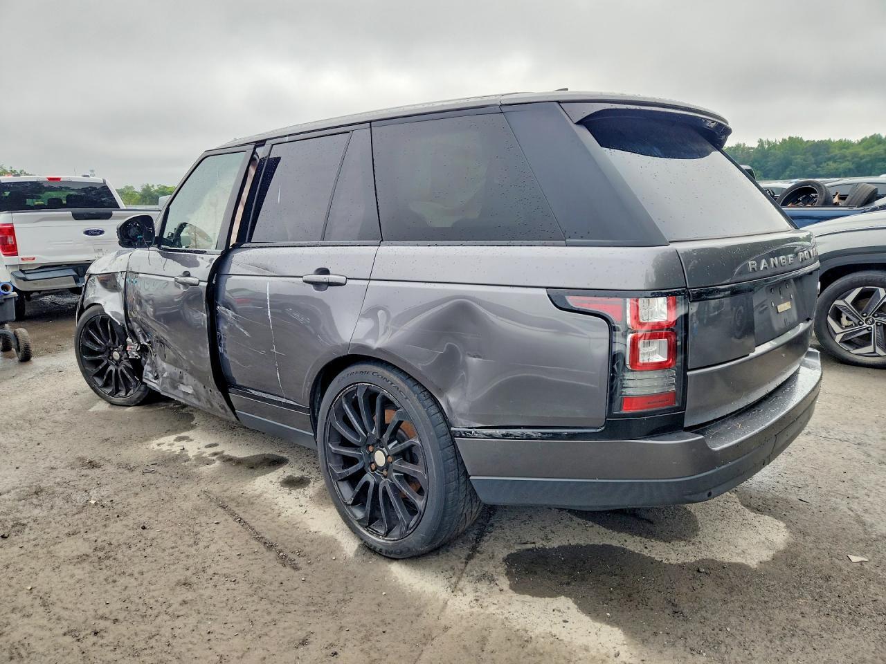 2017 Land Rover Range Rover - Image 2