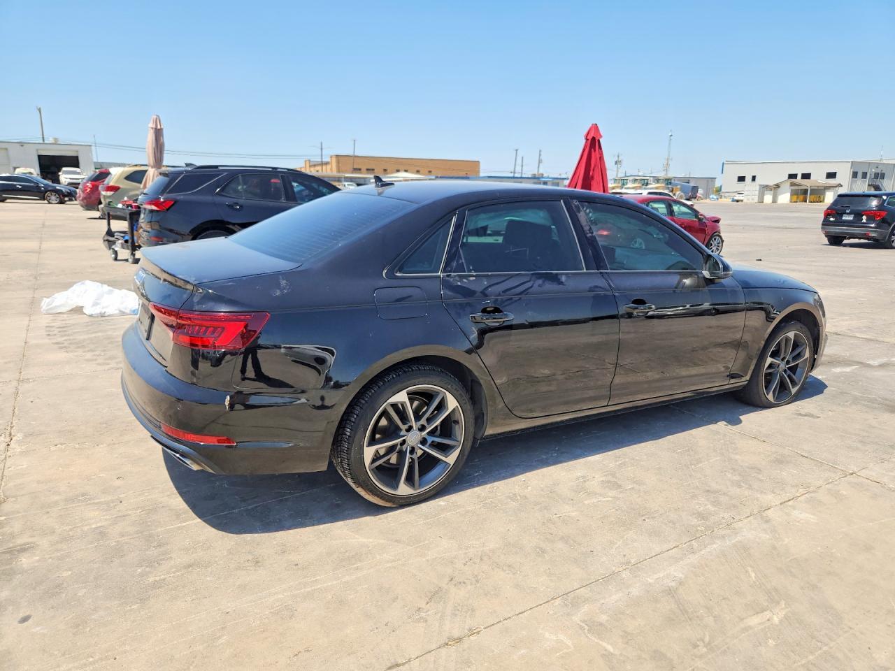 2019 Audi A4 Premium - Фото 3