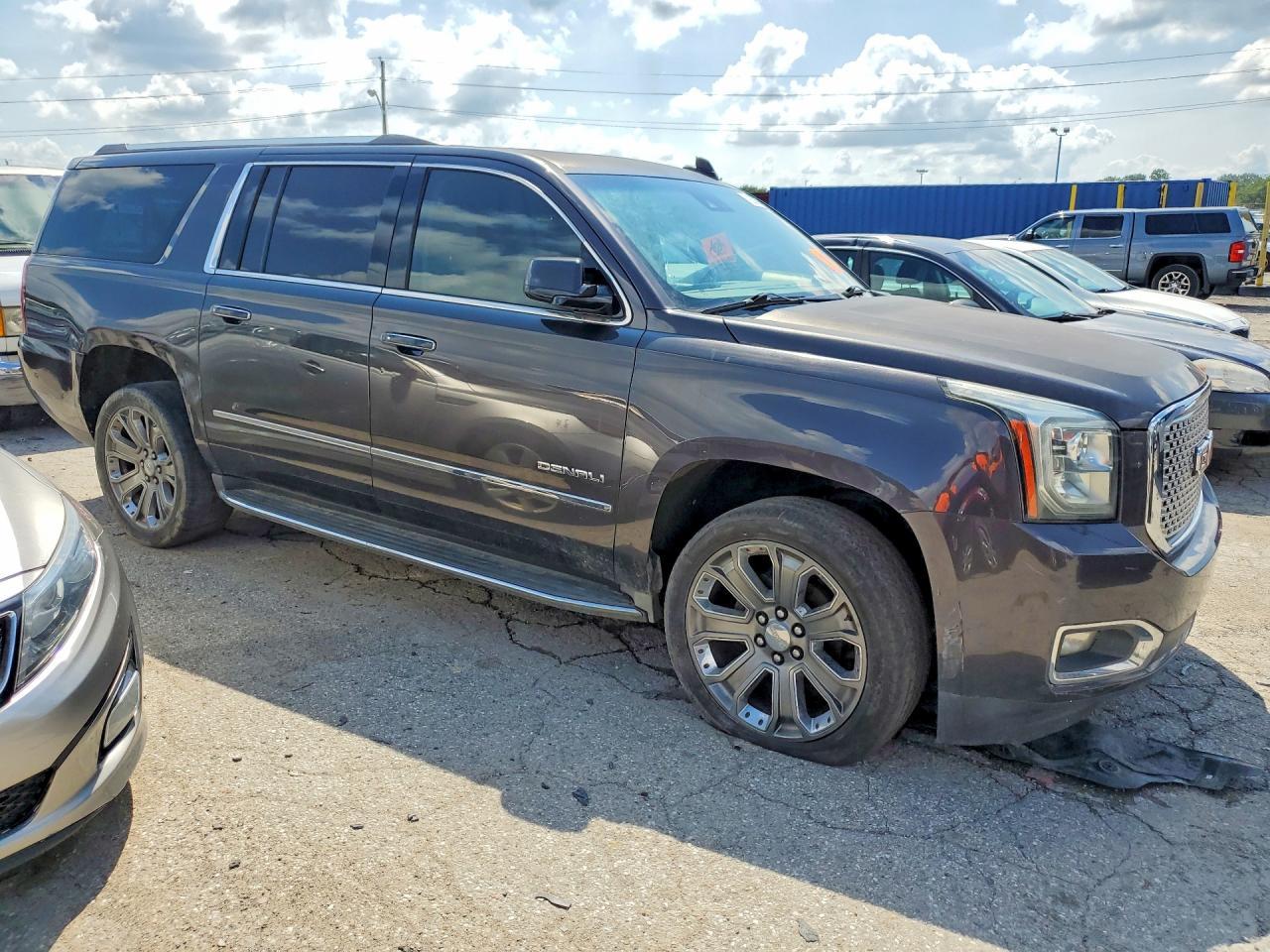 2016 GMC Yukon Xl Denali - Фото 4