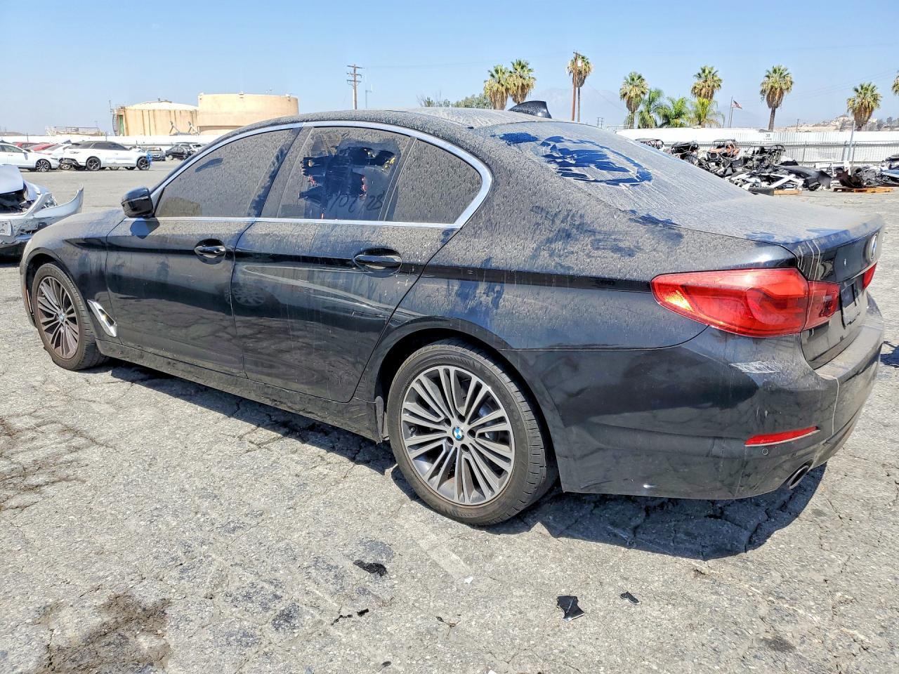 2019 BMW 530 I - Фото 2