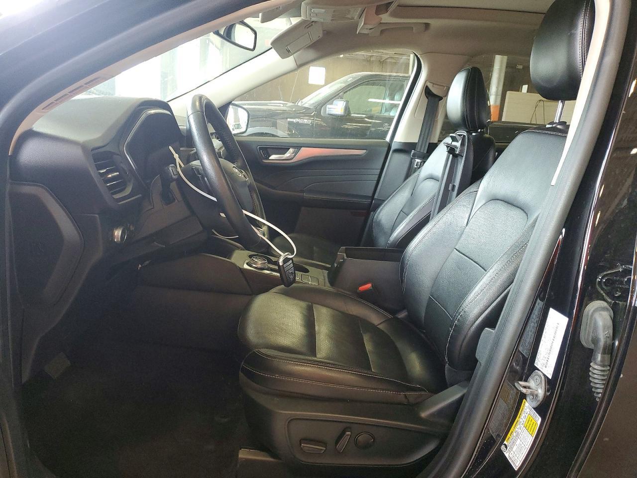 2020 Ford Escape Titanium - Image 7