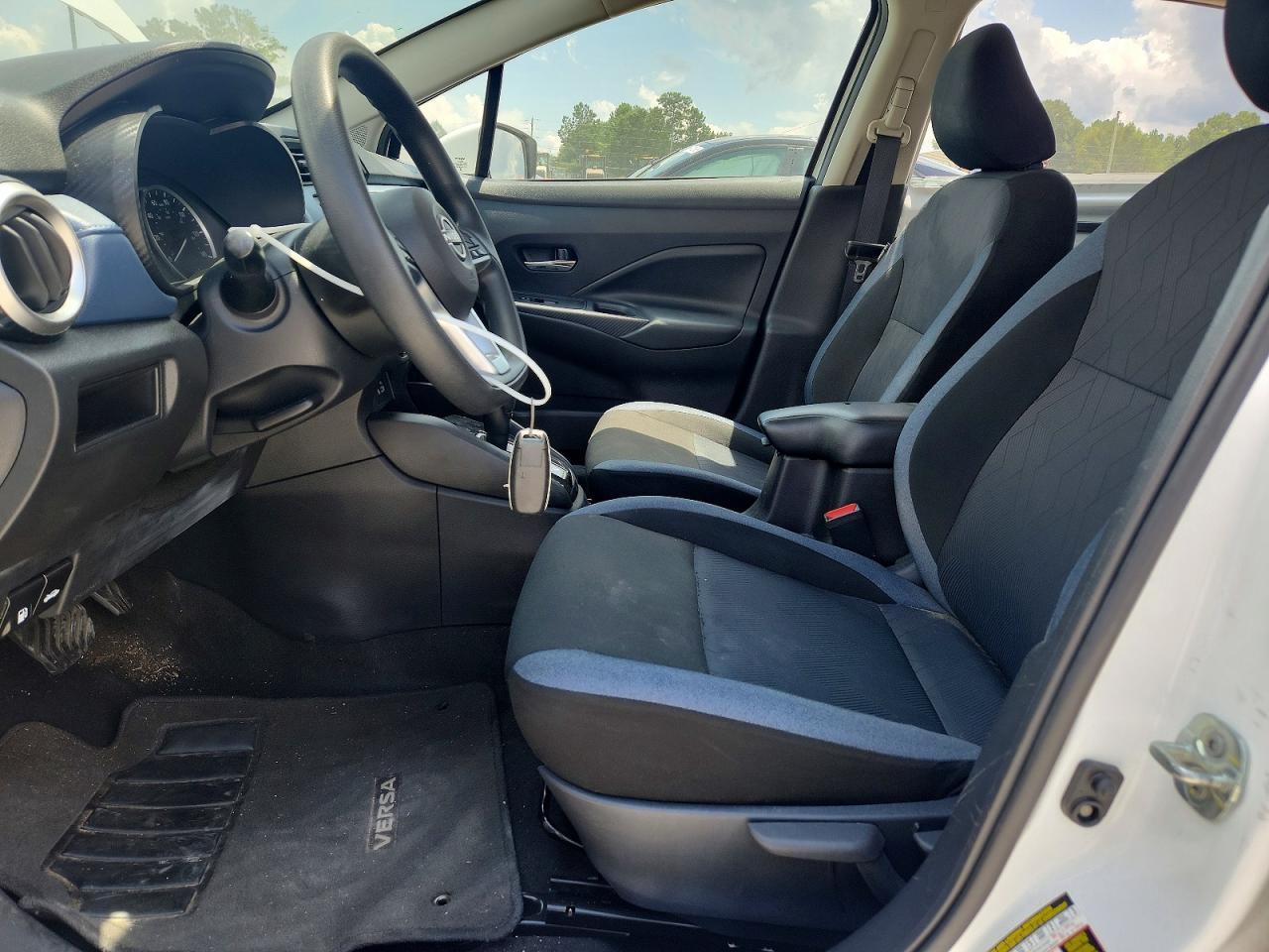 2025 Nissan Versa Sv - Фото 7