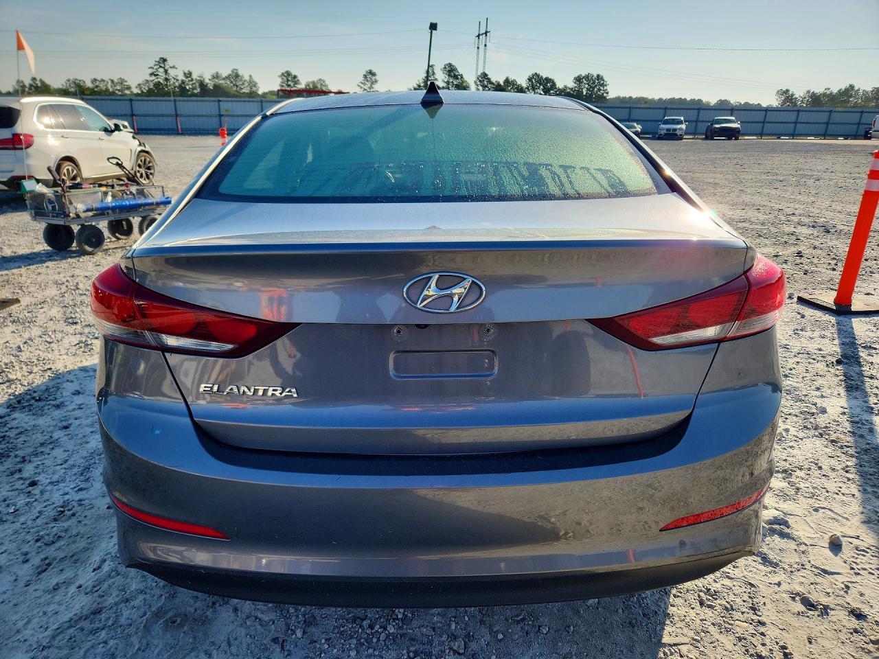 2018 Hyundai Elantra Sel - Image 6