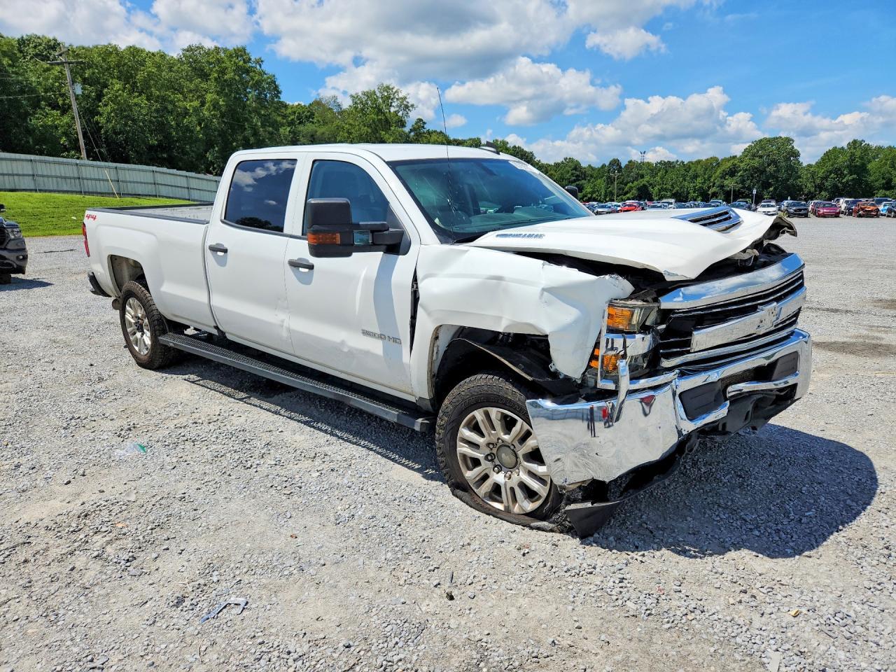 2018 Chevrolet Silverado K3500 - Image 4