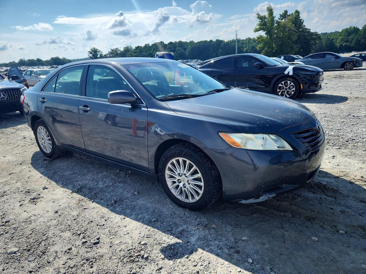 2007 Toyota Camry Le - Image 4