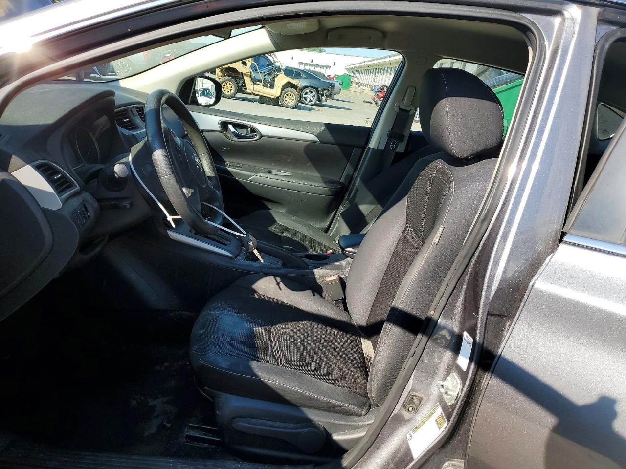 2018 Nissan Sentra S - Фото 7