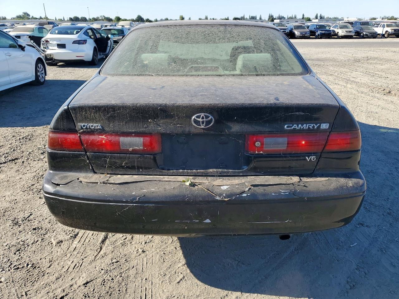 1998 Toyota Camry Le V6 - Image 6