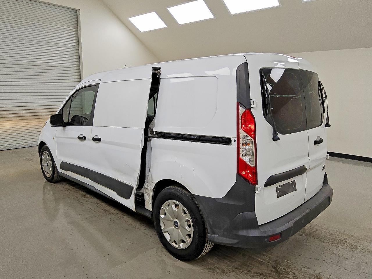 2015 Ford Transit Connect Xl - Фото 2