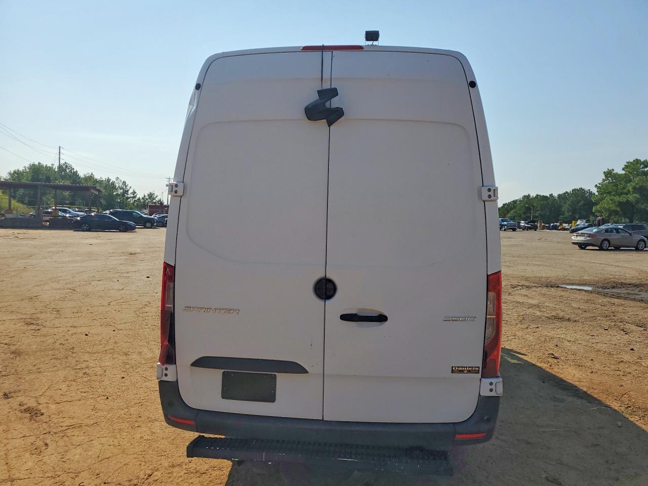 2019 Mercedes-Benz Sprinter 2500 - Фото 6
