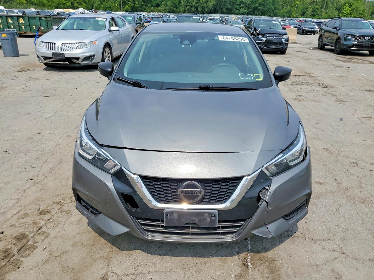 2020 Nissan Versa S - Image 5