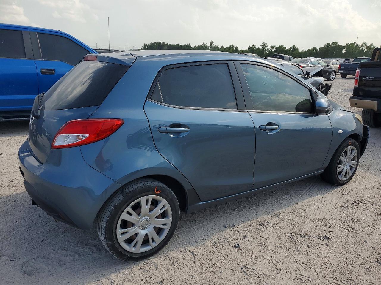 2014 Mazda 2 - Image 3