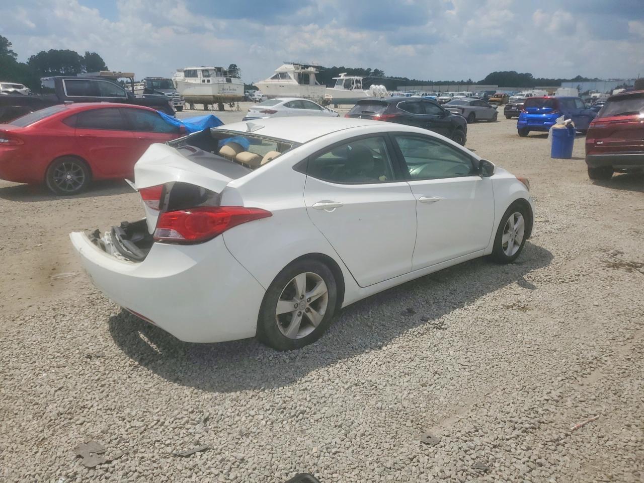 2013 Hyundai Elantra Gls - Фото 3