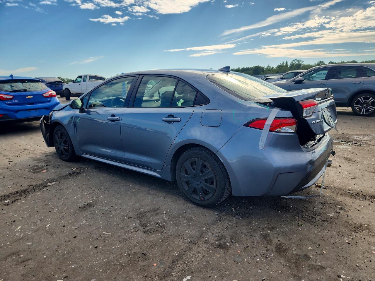 2022 Toyota Corolla Le - Фото 2