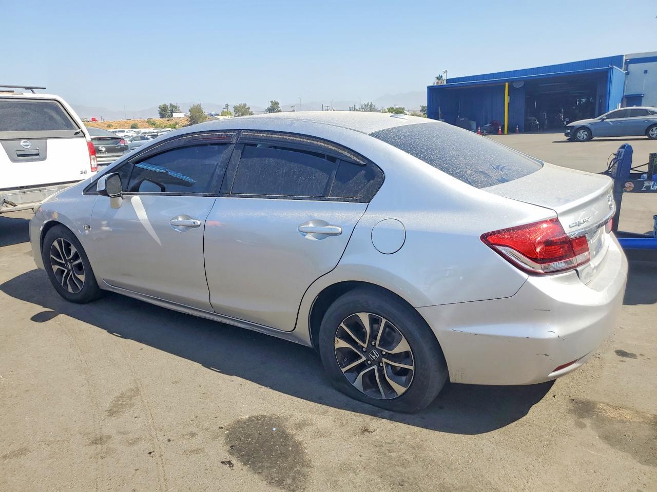 2013 Honda Civic Exl - Image 2