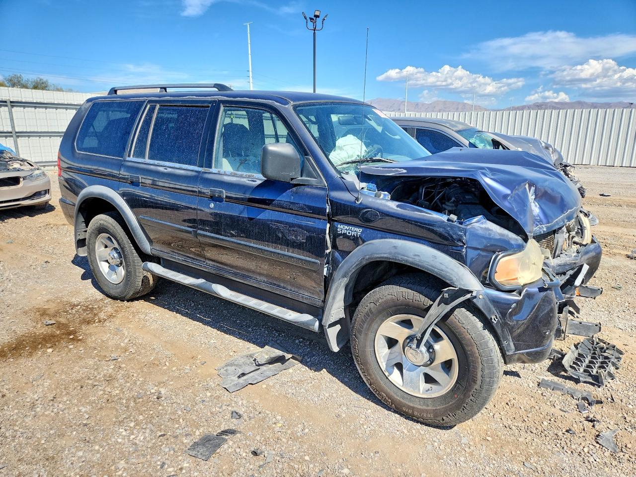 2002 Mitsubishi Montero Sport Es - Фото 4