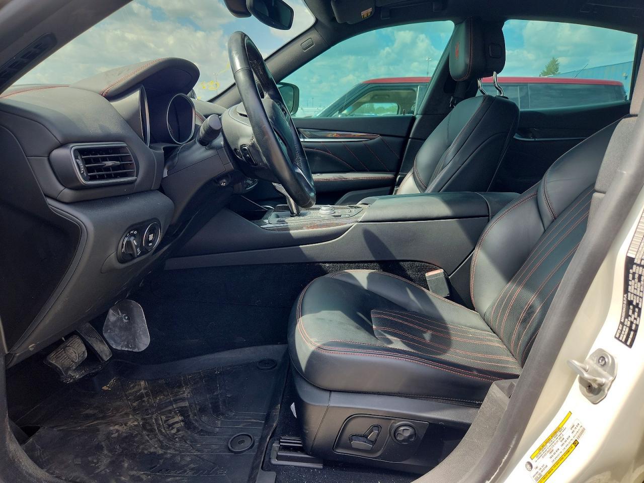 2020 Maserati Levante Luxury - Фото 7