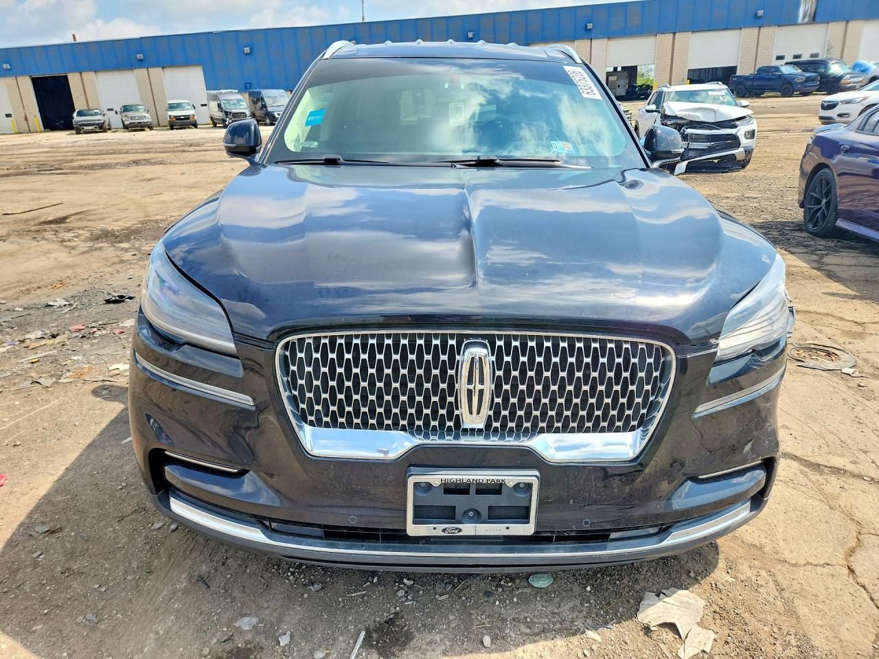 2022 Lincoln Aviator - Image 5