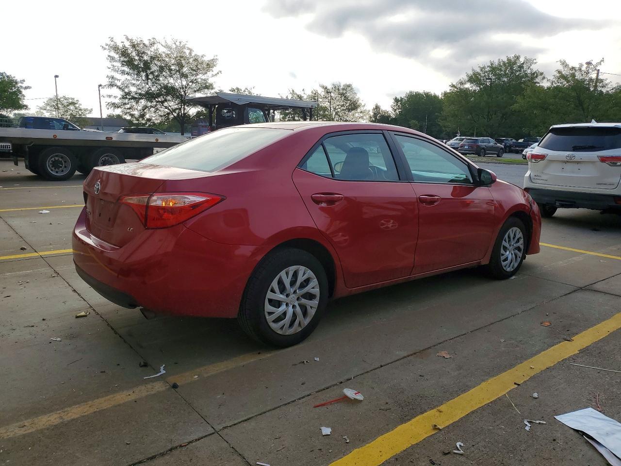 2019 Toyota Corolla Le - Фото 3