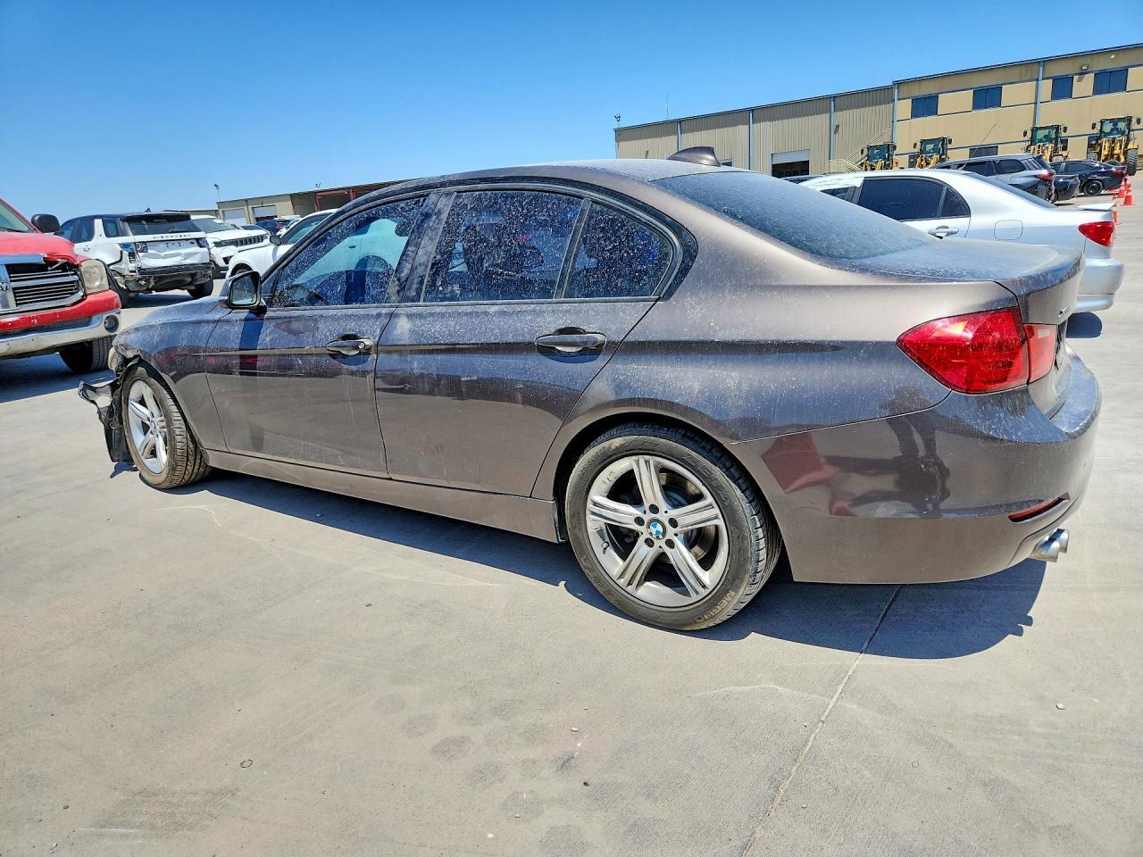 2013 BMW 328 - Фото 2