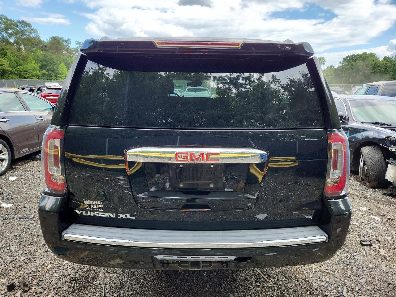 2016 GMC Yukon Xl Denali - Фото 6