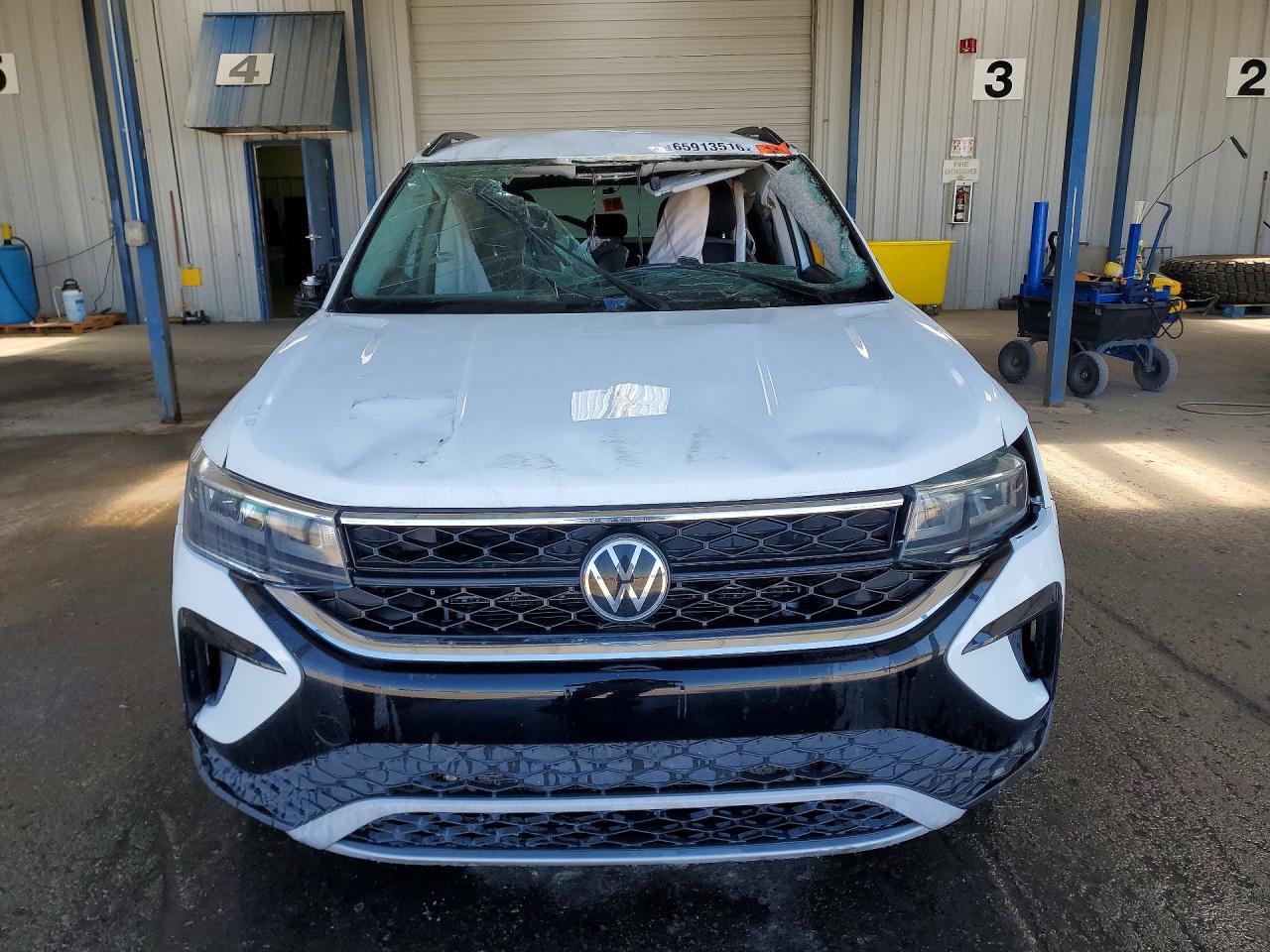 2022 Volkswagen Taos S - Image 5