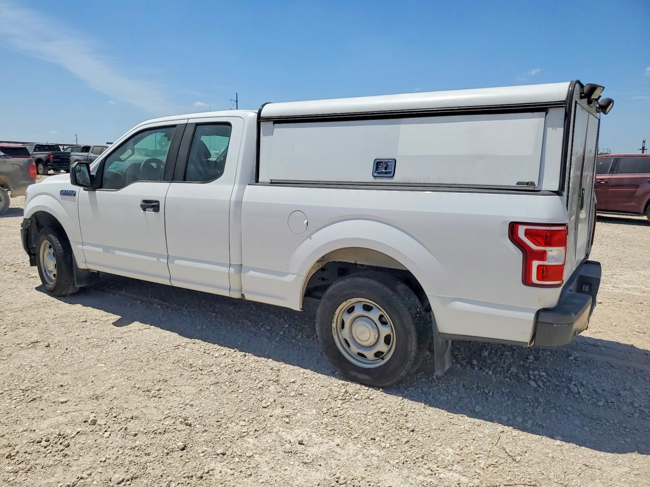 2018 Ford F150 Super Cab - Image 2
