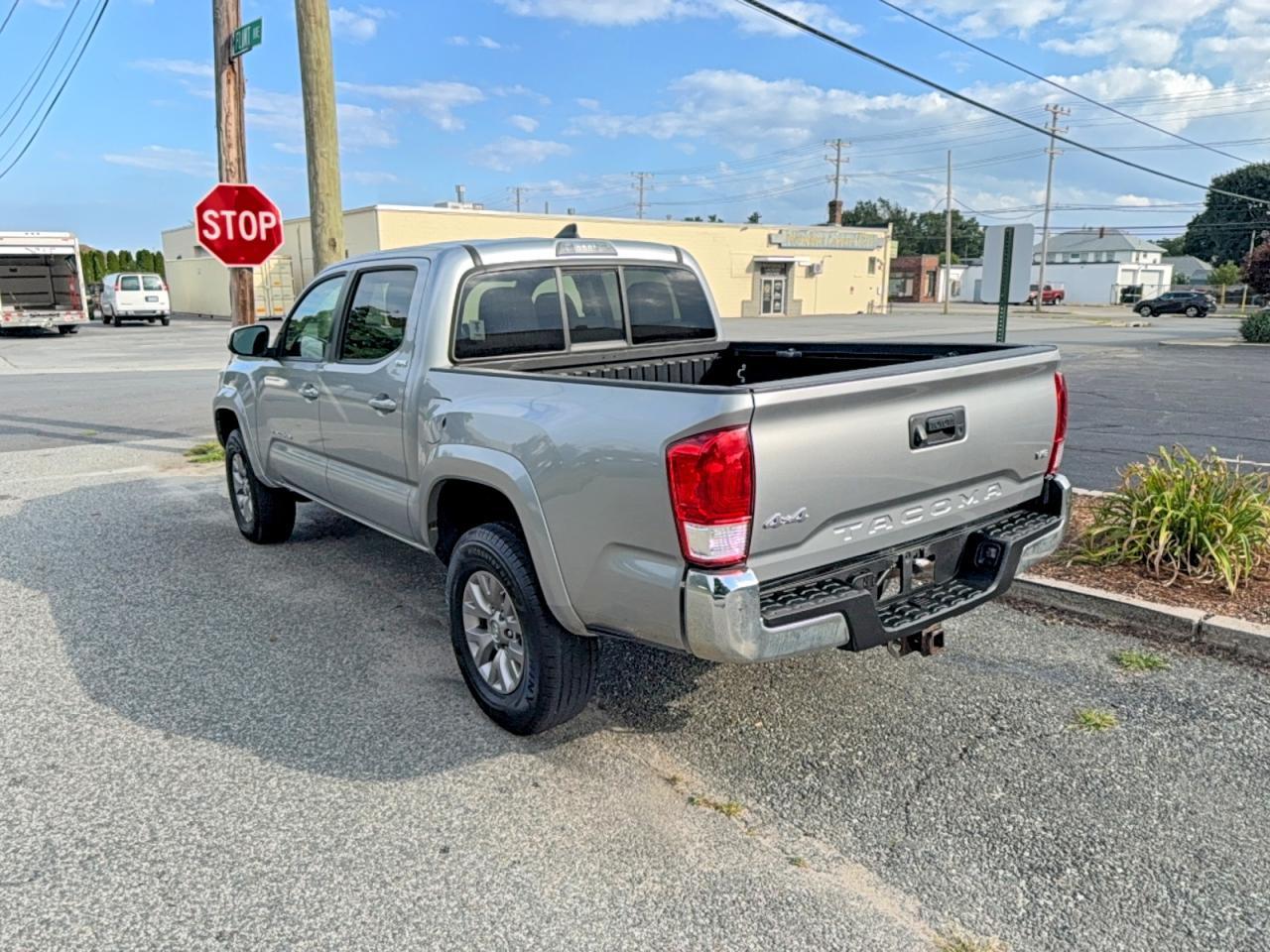 2016 Toyota Tacoma Sr5 V6 - Фото 3