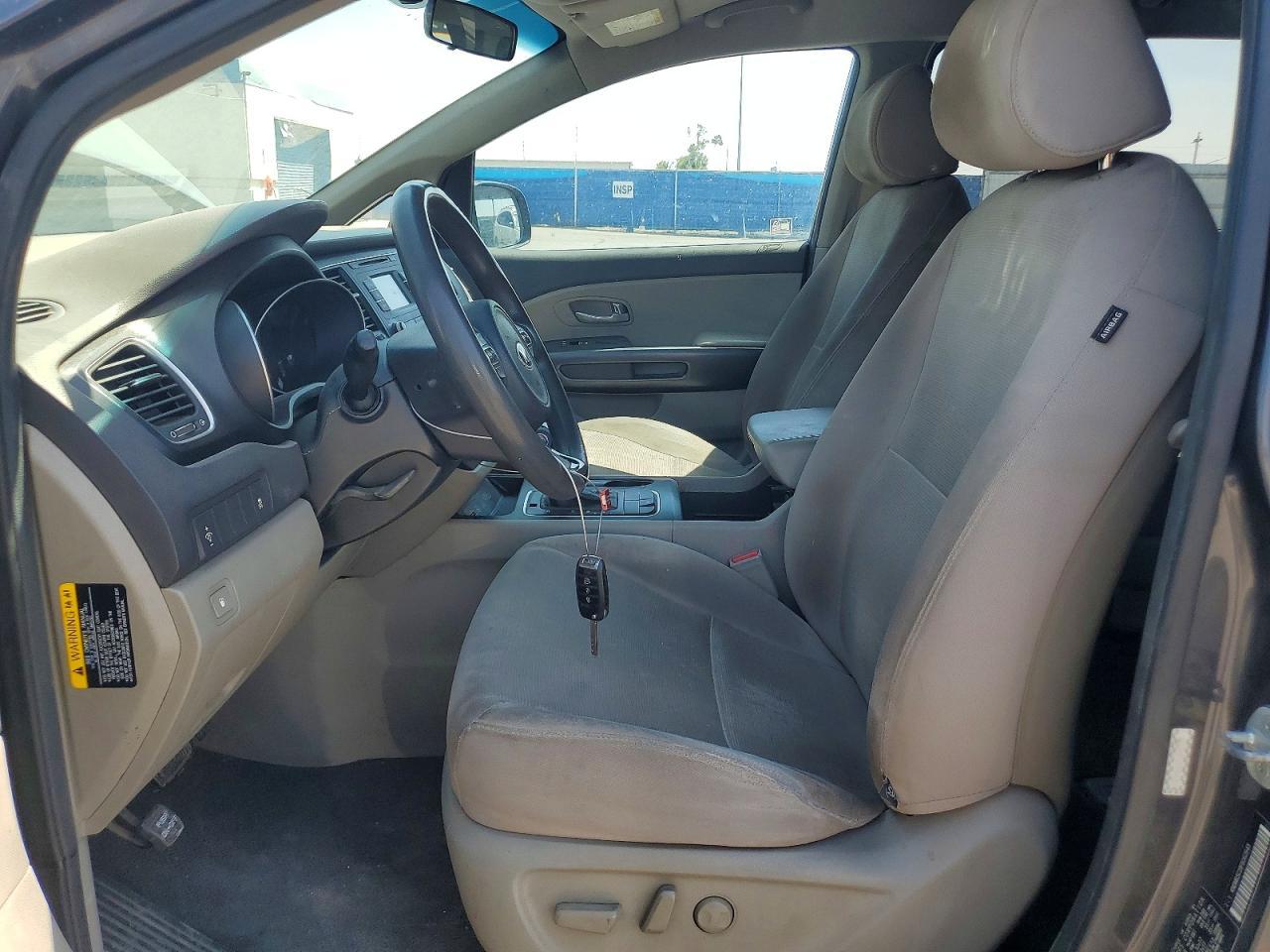 2015 Kia Sedona Lx - Фото 7